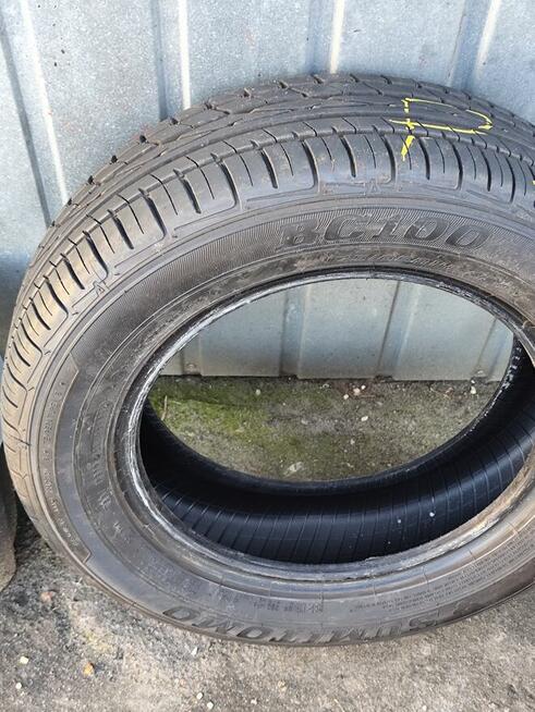 Sprzedam komplet opon w bardzo dobrym stanie opony roczne