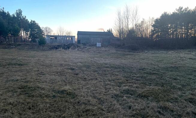 Duża działka 1,29 ha z domem w budowie