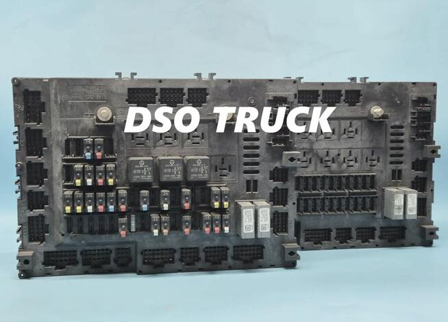 Skrzynka Tablica Modul Plyta bezpiecznikow A0014467558 MERCE