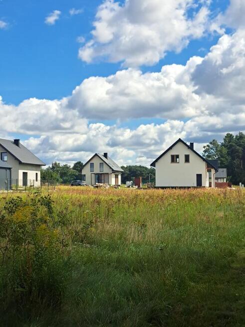 Działka budowlana w pięknym krajobrazie przyrody