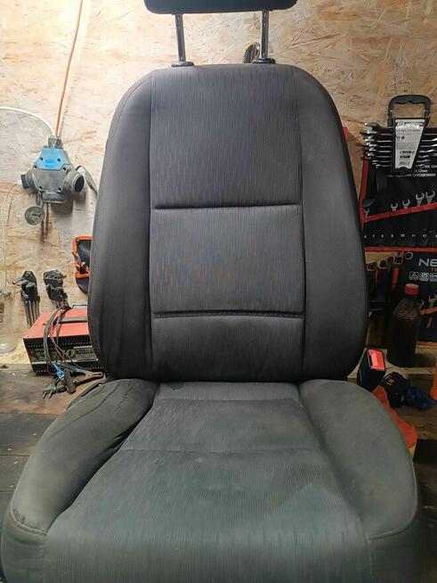 Audi A4 B7 fotele przednie komplet