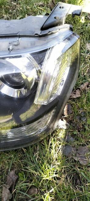 Lampa przednia lewa Xenon Suzuki grand Vitara