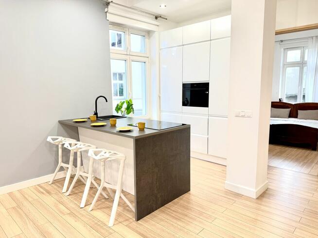 Nowy apartament koło katedry 3 pokoje wysoki standard garaż!