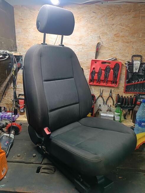 Audi A4 B7 fotele przednie komplet