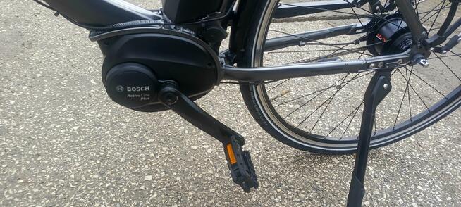 Rower elektryczny TRIUMPH STAN JAK NOWY 30 KM PRZEBIEGU