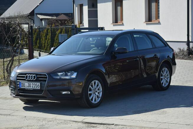 Audi A4 2.0D Lift/ Brązowy/ Navi/ 2 KPL KÓŁ/ Sprowadzony/ Opłacony