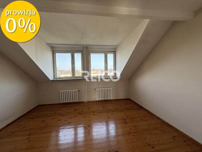 Budynek mieszkalny z częścią usługową, PV