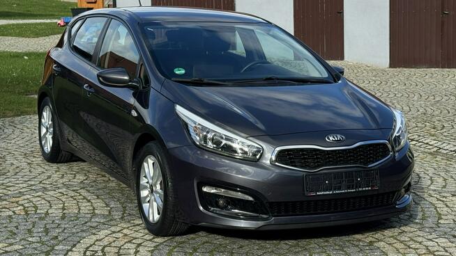 Kia Cee'd 1.4 Benz 101KM z Niemiec - Nawigacja LIFTOWY 2017r! Przebieg: 84.000km