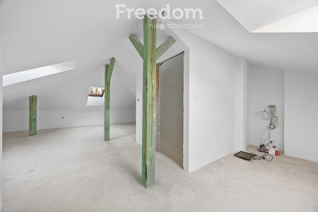 Wyjątkowy bliźniak w zielonej okolicy