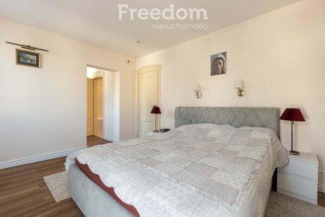 Dom z basenem w Łomiankach, 5 pokoi, działka 799m2