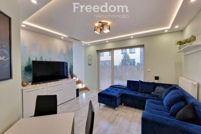 Atrakcyjny segment z ogródkiem i garażem