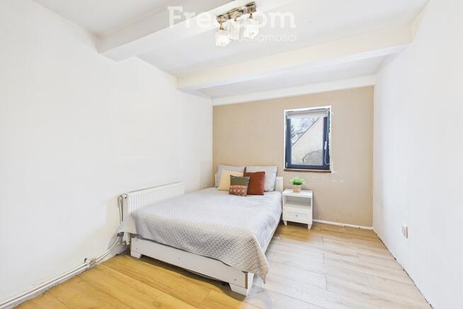 Dom z potencjałem i dużą działką.