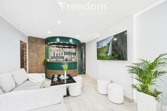 Stylowe 3-pokojowe mieszkanie, Zawodzie