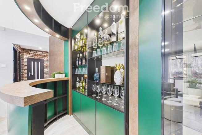 Stylowe 3-pokojowe mieszkanie, Zawodzie