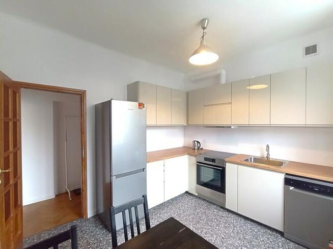 Śmidowicza 53, rozkładowe 3 pokoje z parkingiem