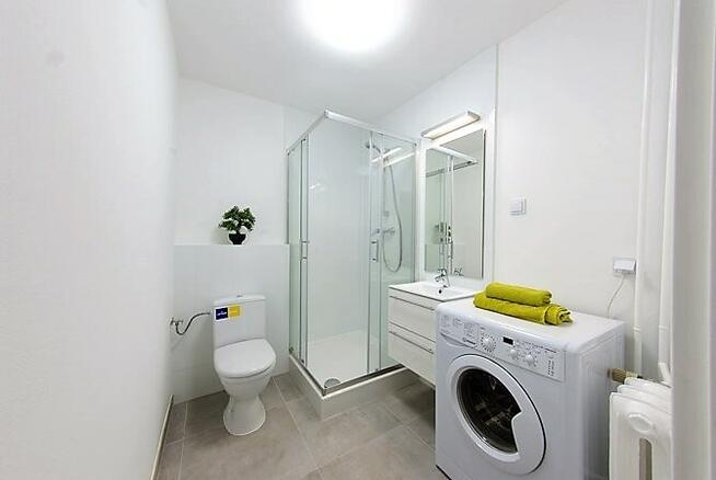 Bolesławiecka 15, Stare Miasto, pokój z balkonem