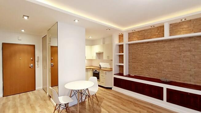 2 pokoje z ogródkiem i garażem – Słomińskiego 7