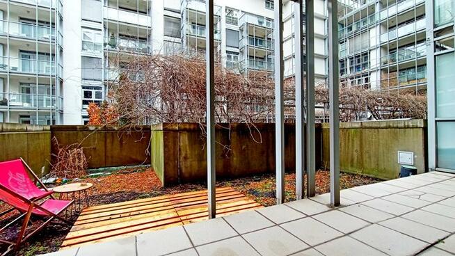 2 pokoje z ogródkiem i garażem – Słomińskiego 7