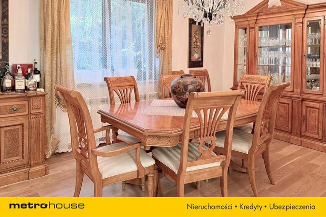 Własny raj z basenem, z widokiem na jezioro i góry