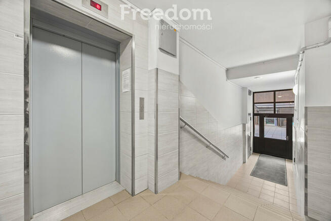 Kawalerka z widokiem na Pałac Kultury | Złota 11