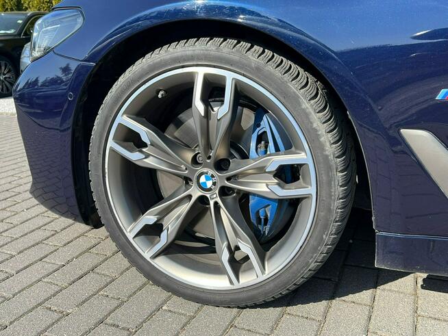 BMW M550i xDrive 530KM MSport