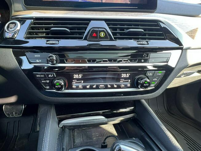 BMW M550i xDrive 530KM MSport