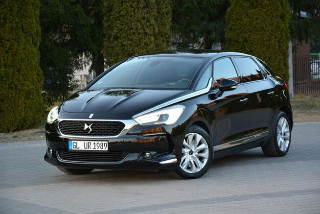 Citroen DS5 Lift Panorama Bi-xenon Denon Kamera 2xParkt. Ledy Navi Kamera ASO