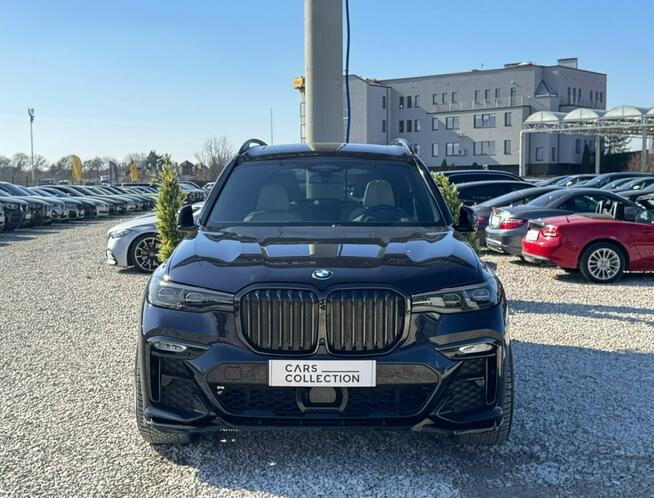 BMW X7 Bezwypadkowy / Serwis ASO / Dociągi / Panorama / Key less / FV 23%