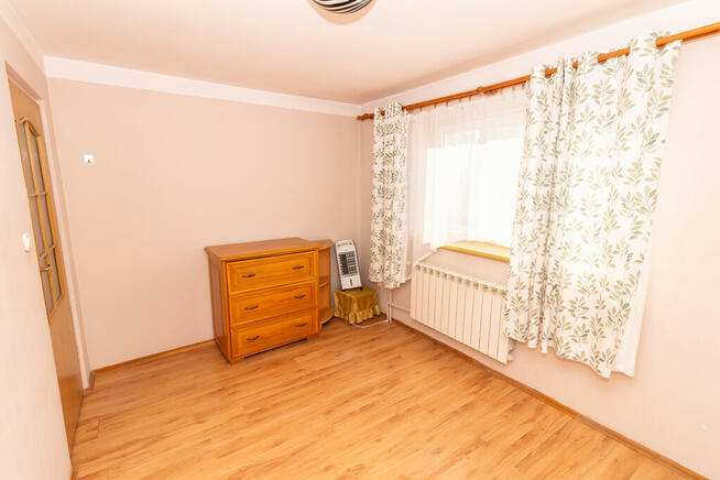 Dom przy mieście 130m2 działka 1400m2 Szewna