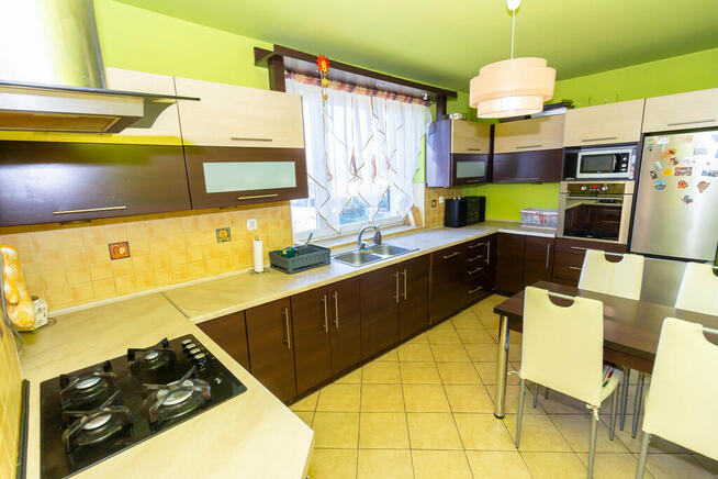 Dom przy mieście 130m2 działka 1400m2 Szewna