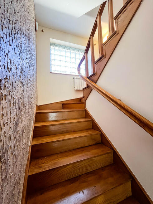 Dom przy mieście 130m2 działka 1400m2 Szewna