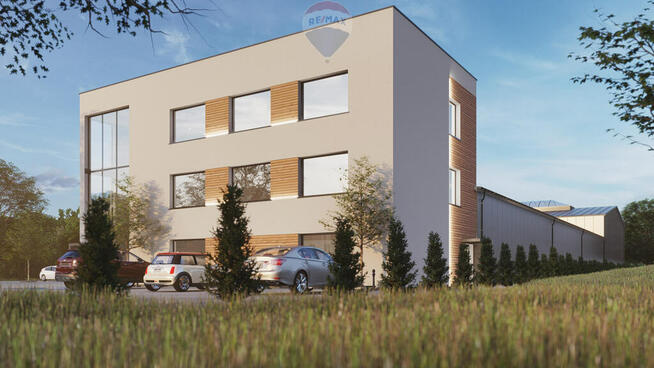 Działka, pozwolenie na 2 hale i biurowiec