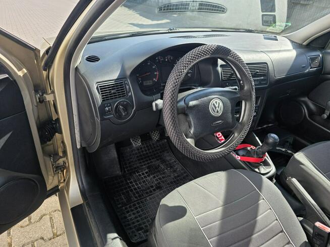 Volkswagen Golf Super kolor 1.4 benzyna salon Polska ważne opłaty