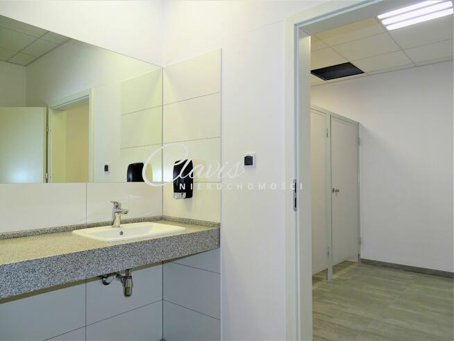 Open space przy głównej ulicy - do własnej aranżacji