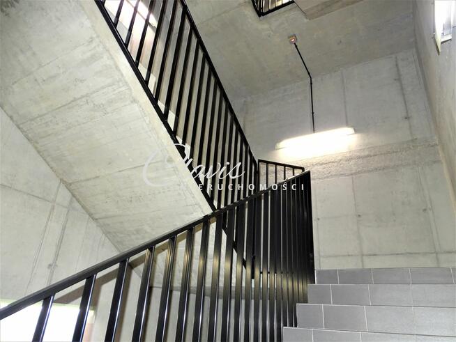 Open space przy głównej ulicy - do własnej aranżacji