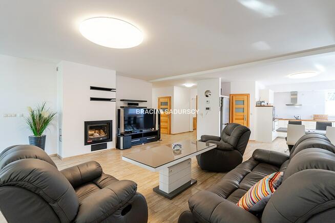 Dom Łomna gm. Nowy Wiśnicz