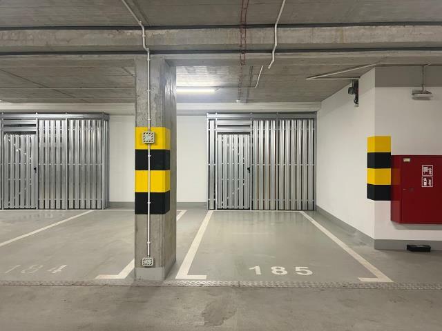 Garaż Szczecin Centrum, Celna