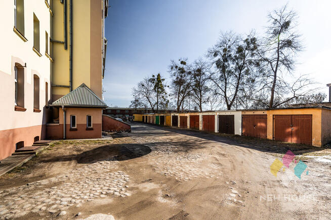 3 pok. mieszkanie przy Akademii Policji, parter