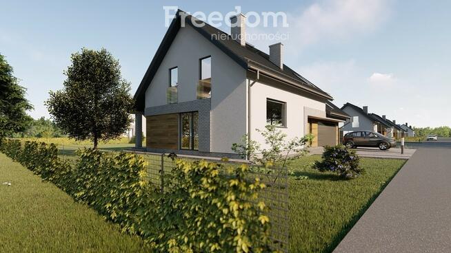 Dom piętrowy z garażem