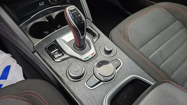Alfa Romeo Stelvio 2.0 Turbo Business Q4 ! Z Polskiego Salonu ! Faktura VAT !