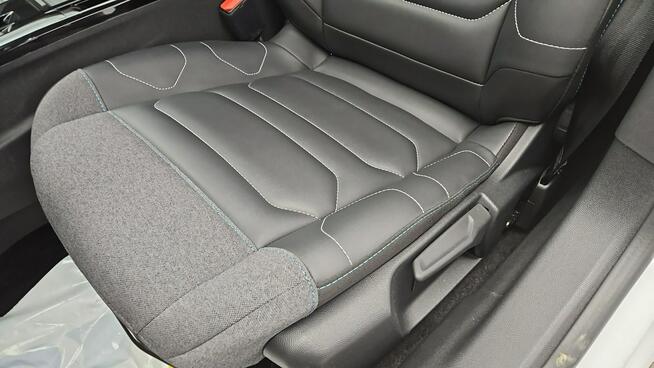 Citroen C4 PureTech Shine S&S EAT8 ! Z Polskiego Salonu ! Faktura VAT !