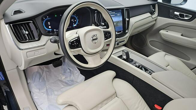 Volvo XC 60 AWD Plus Bright aut ! Z Polskiego Salonu ! Faktura VAT !