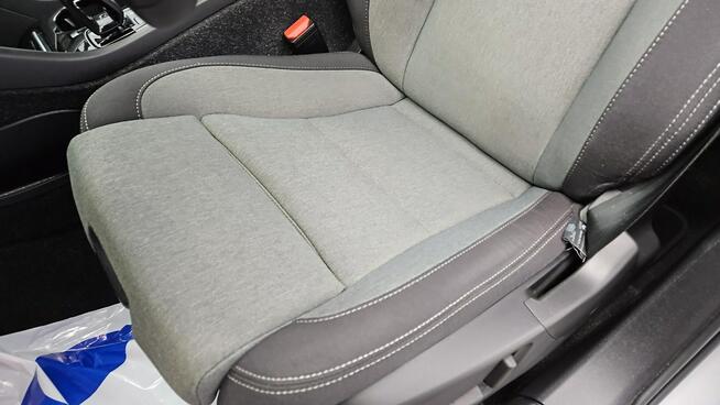 Volvo XC 40 Plug-In Hybrid Plus Dark aut ! Z Polskiego Salonu ! Faktura VAT !