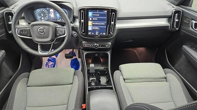 Volvo XC 40 Plug-In Hybrid Plus Dark aut ! Z Polskiego Salonu ! Faktura VAT !