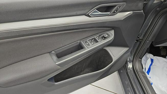 Volkswagen Golf VIII 2.0 TDI Life ! Z Polskiego Salonu ! Faktura VAT !