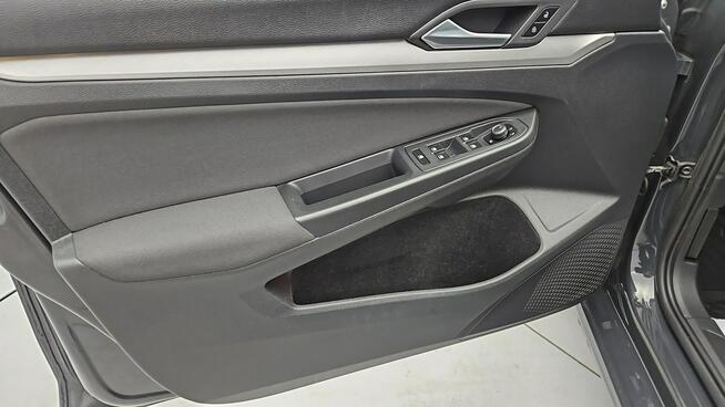 Volkswagen Golf VIII 2.0 TDI Life ! Z Polskiego Salonu ! Faktura VAT !