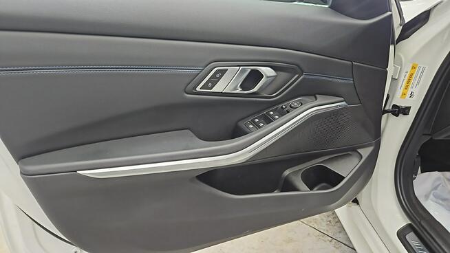 BMW 330 xDrive M Sport aut ! Z Polskiego Salonu ! Faktura VAT !