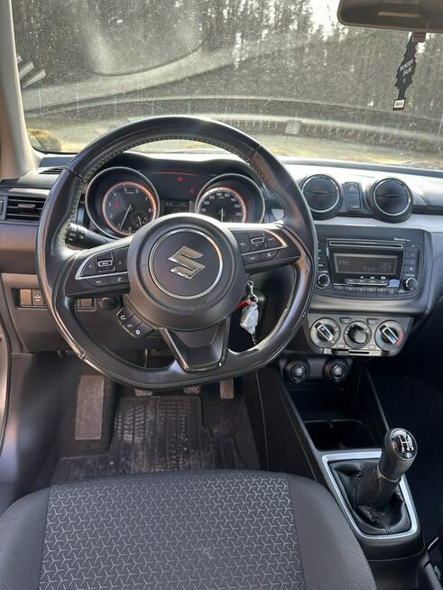 Suzuki Swift Polski Salon