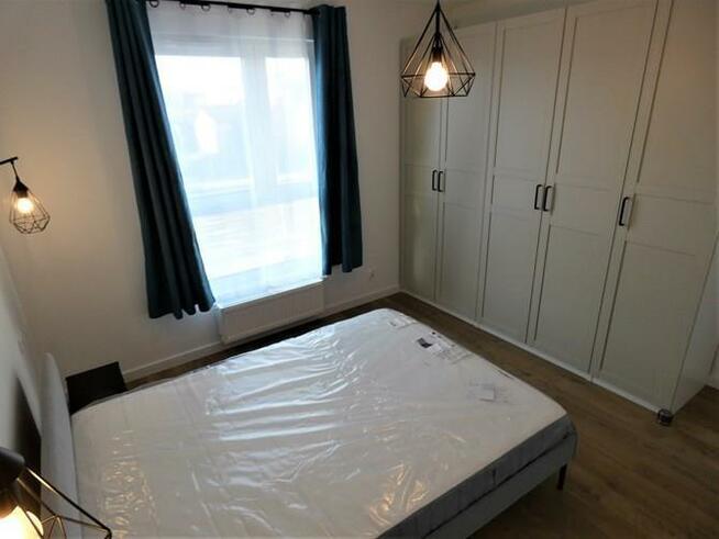 Lema 5, funkcjonalne 2 pokoje, mp. w garażu