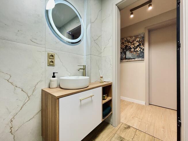 Mieszkanie Kielce, Bohaterów Warszawy